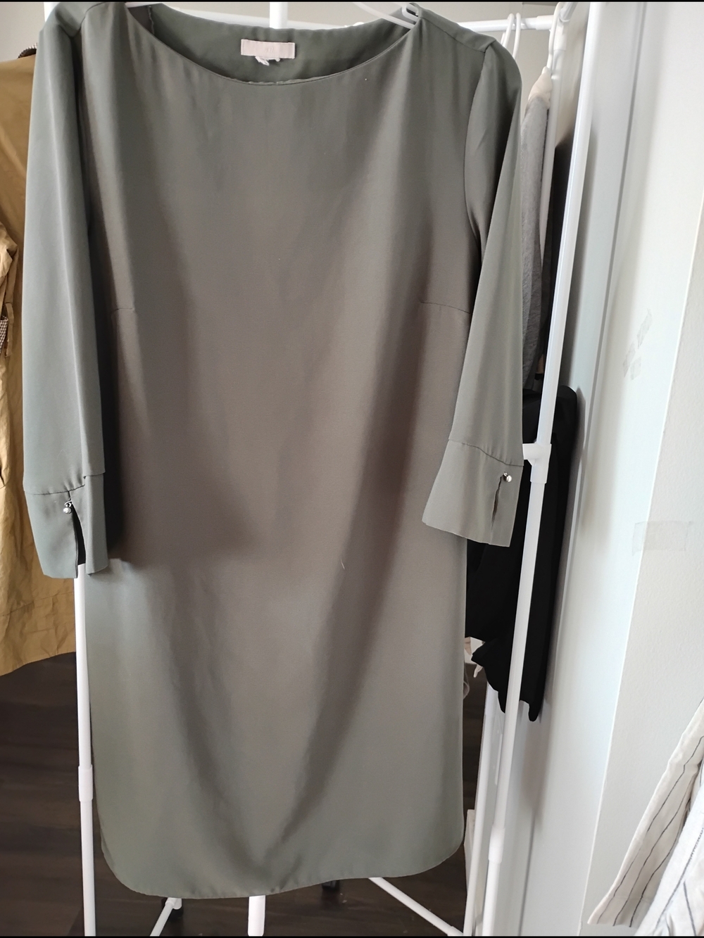 H&M Women Olive Green Boat Neck A Line Midi Dress 3/4 Sleeve With Split Details